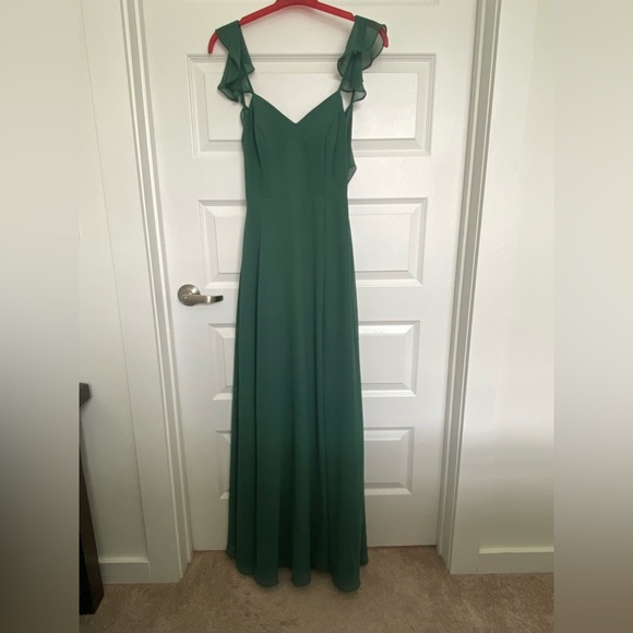 🌲Forest Green Floor Length Dress🌲 - Picture 1 of 4